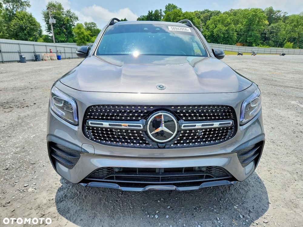 Mercedes-Benz GLB 250 4Matic 8G-DCT AMG Line - 2