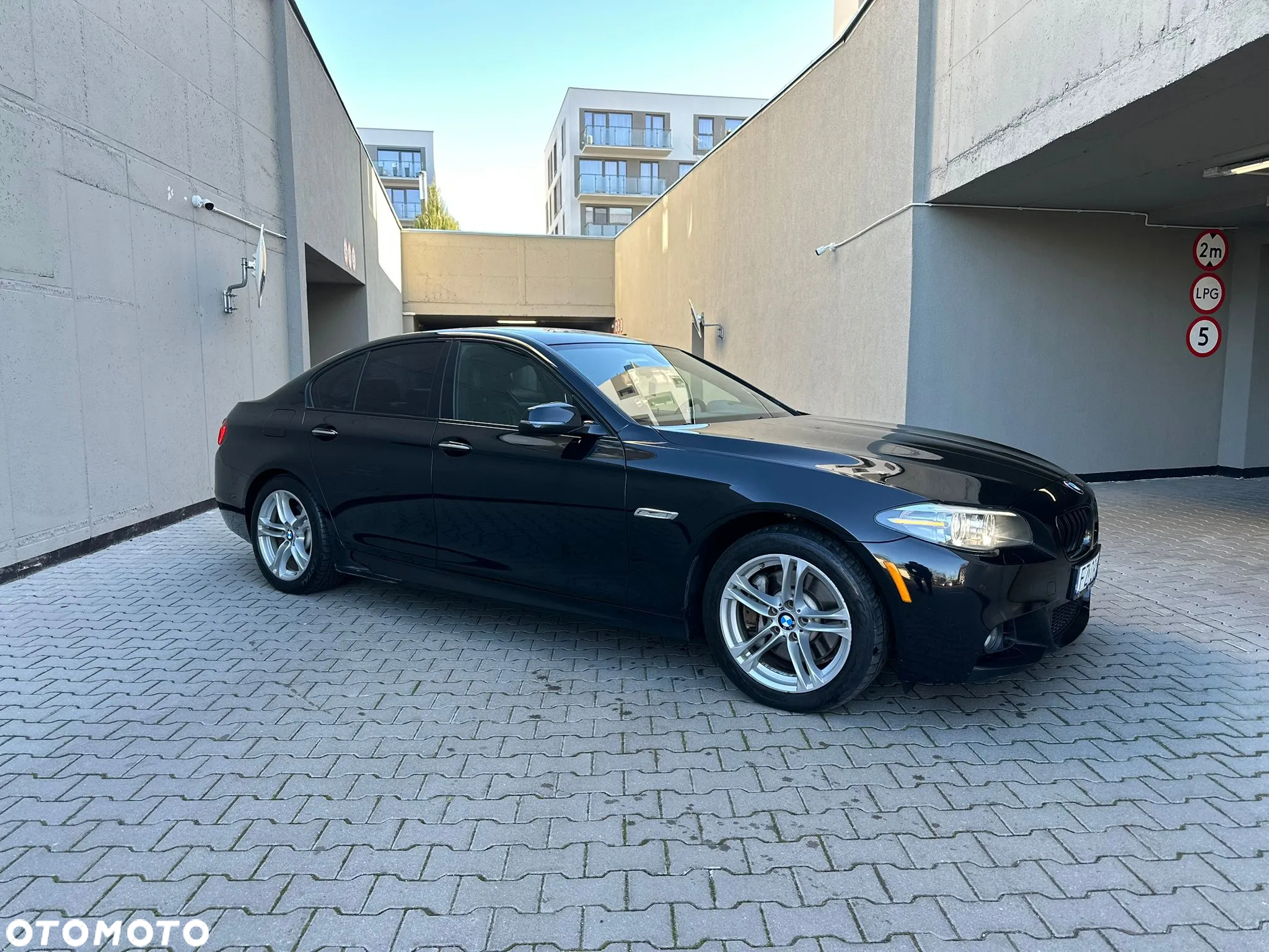 BMW Seria 5 535i xDrive Luxury Line - 3