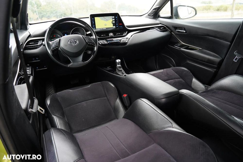 Toyota C-HR Hybrid Team Deutschland - 9