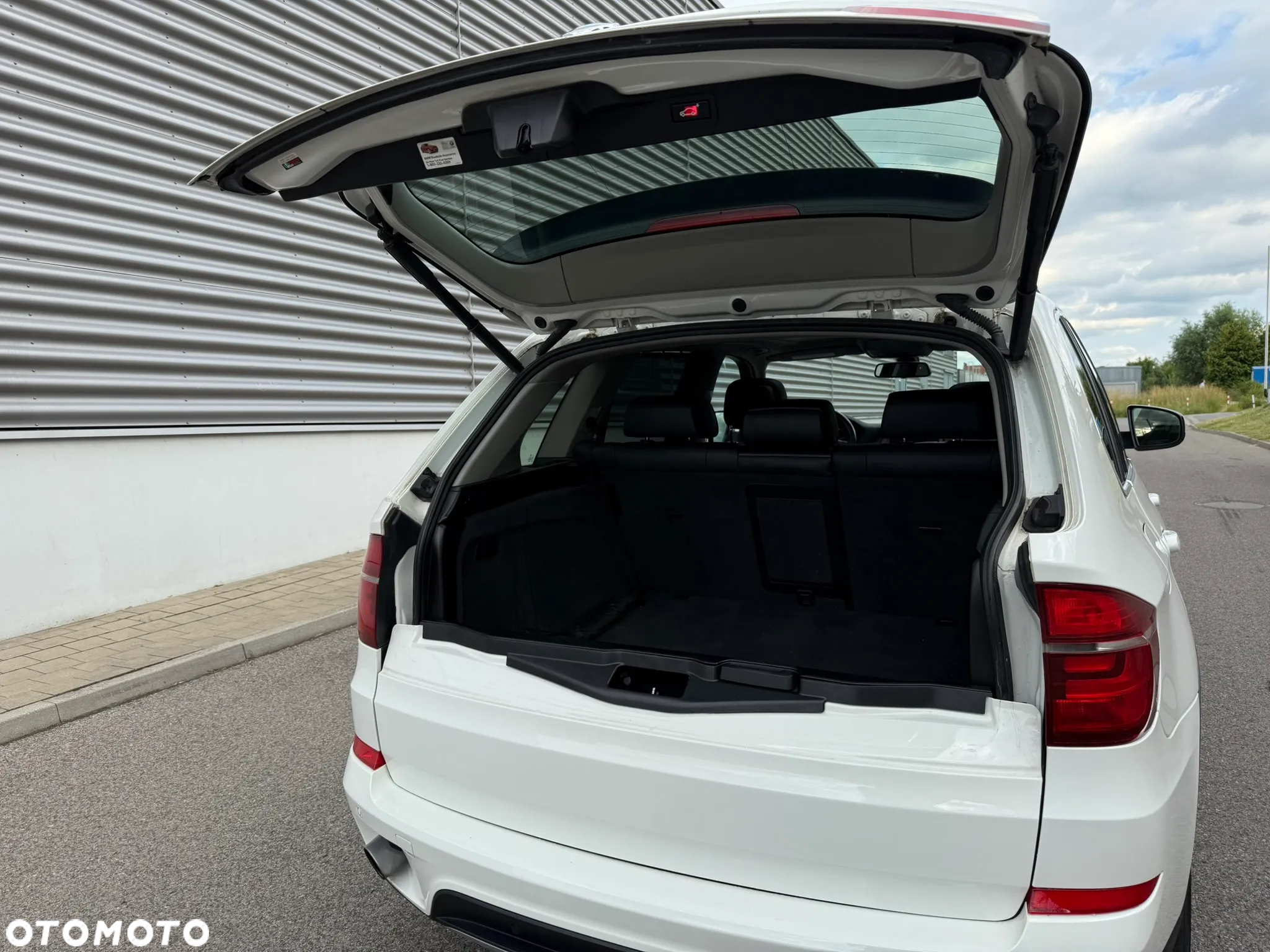 BMW X5 xDrive35i - 12
