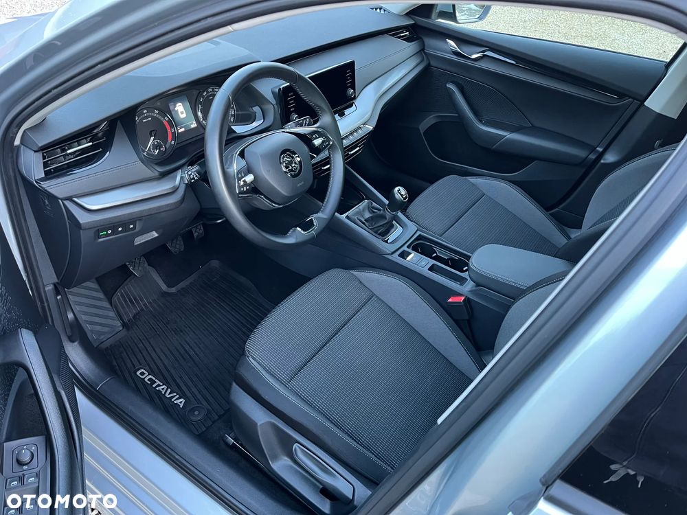 Skoda Octavia 1.5 TSI ACT Ambition - 5