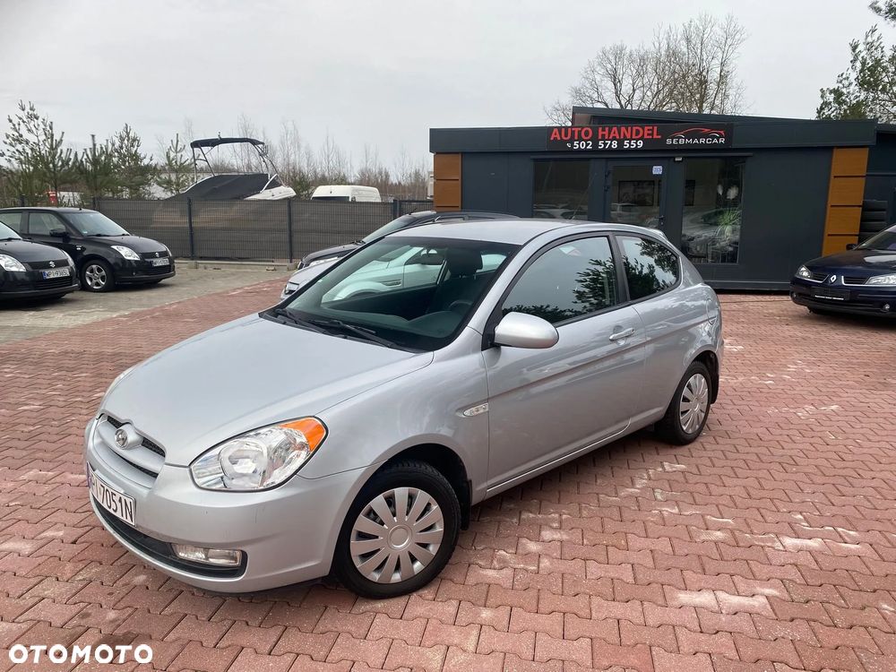 Hyundai Accent 1.4 GL - 5