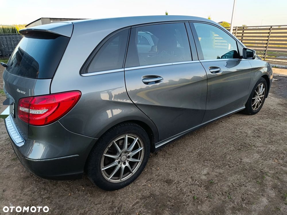 Mercedes-Benz Klasa B 220 4Matic 7G-DCT - 6
