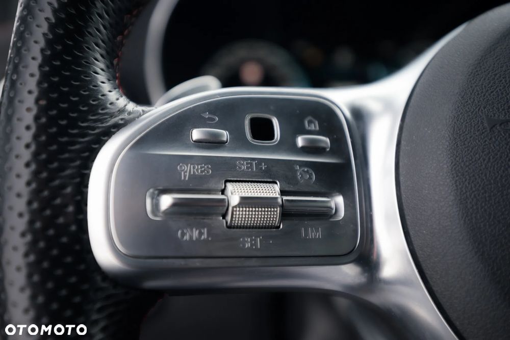 Mercedes-Benz GLC AMG 43 4Matic 9G-TRONIC - 23