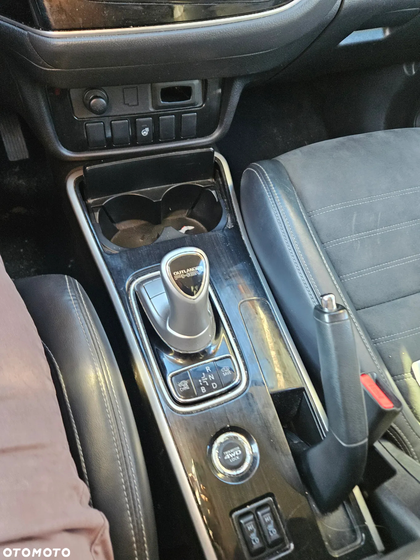 Mitsubishi Outlander PHEV Instyle NAVI - 7