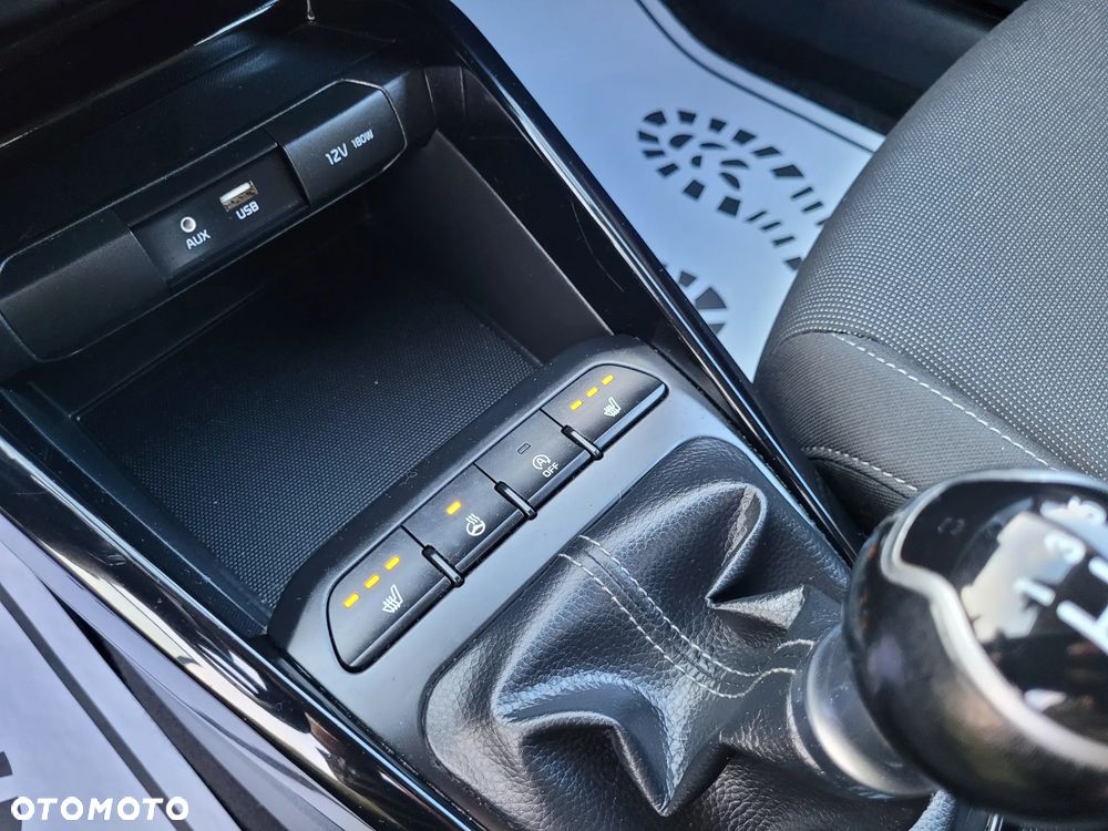 Kia Rio 1.2 XL Business Line - 28