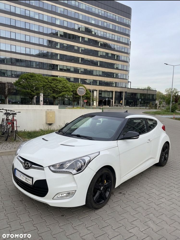 Hyundai Veloster 1.6 DCT Trend - 3