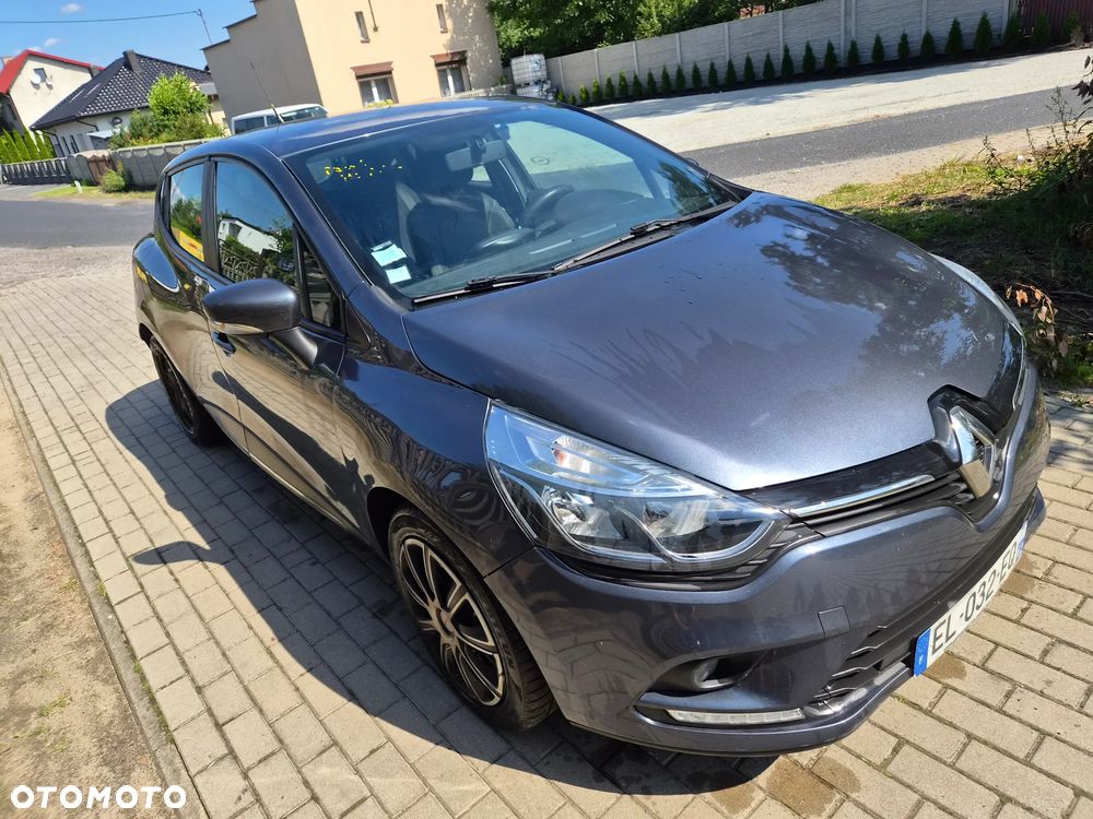 Renault Clio - 8