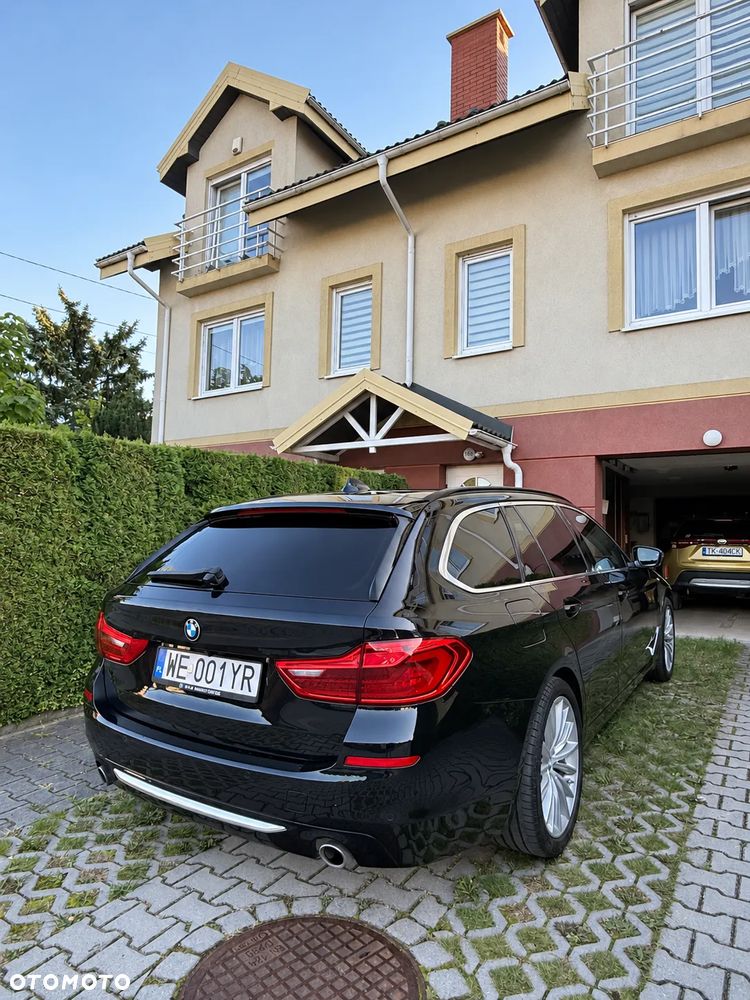 BMW Seria 5 530i xDrive Luxury Line - 9