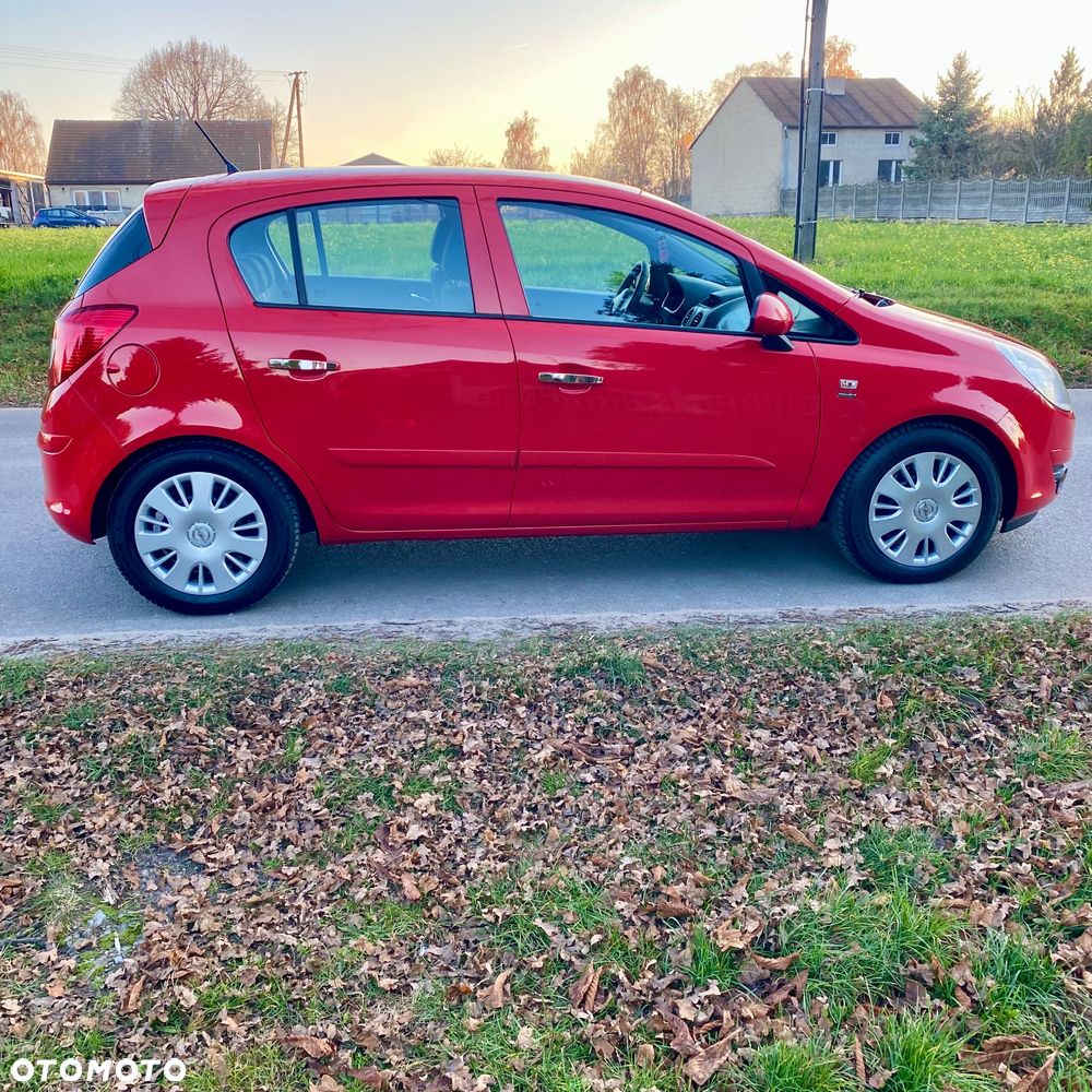Opel Corsa 1.4 16V Edition - 9