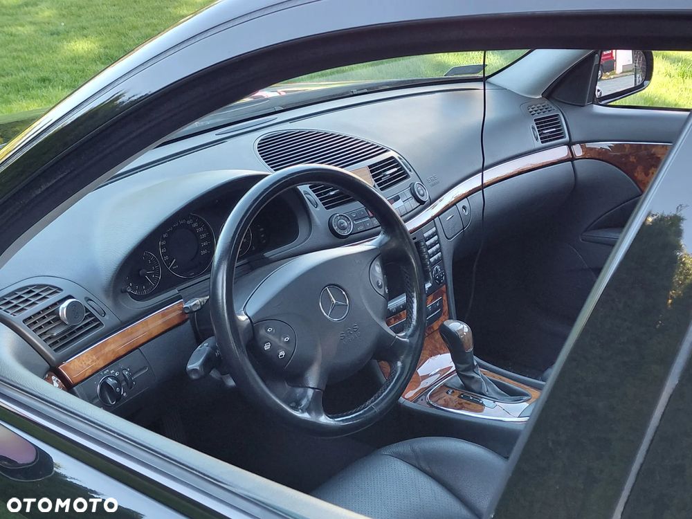 Mercedes-Benz Klasa E - 12