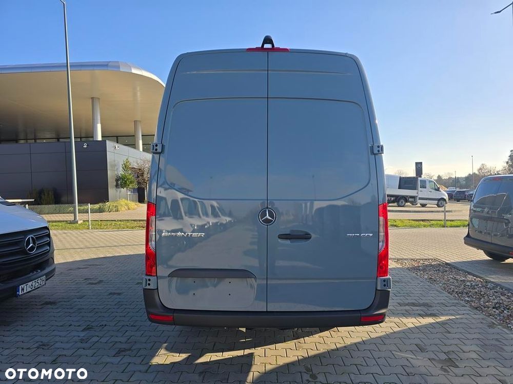 Mercedes-Benz Sprinter 317 CDI Long BASE 9G-Tronic - 8