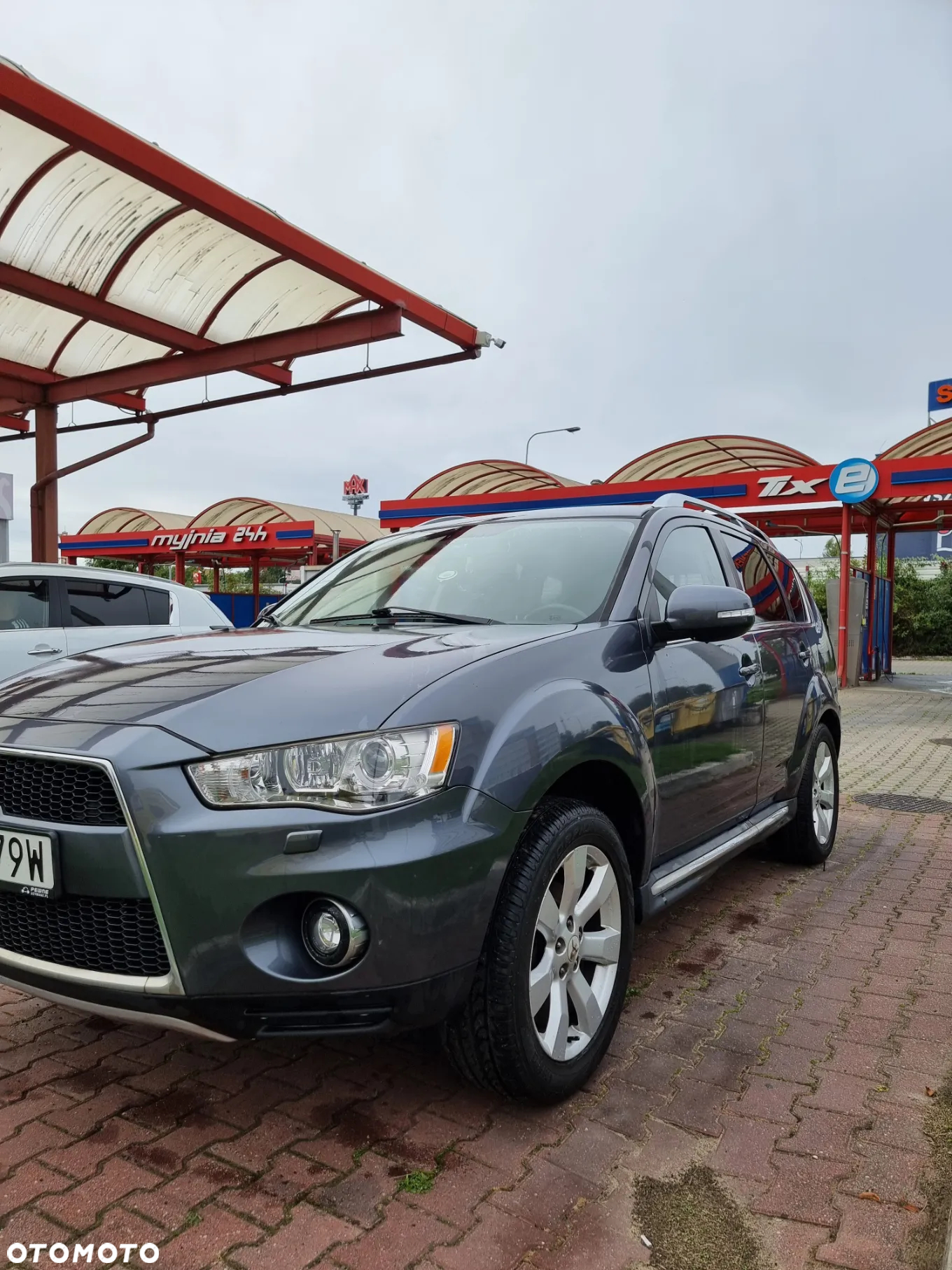 Mitsubishi Outlander 2.0 DI-D 4WD Instyle - 2