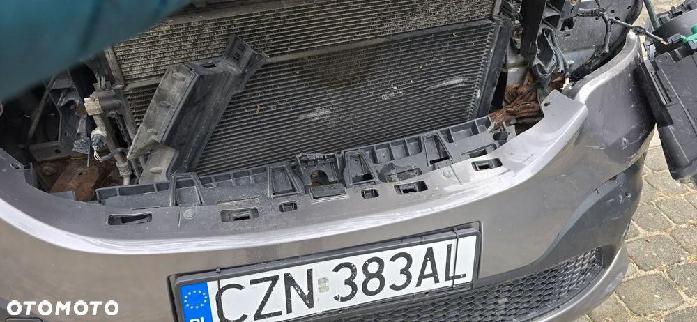 Renault Trafic - 16