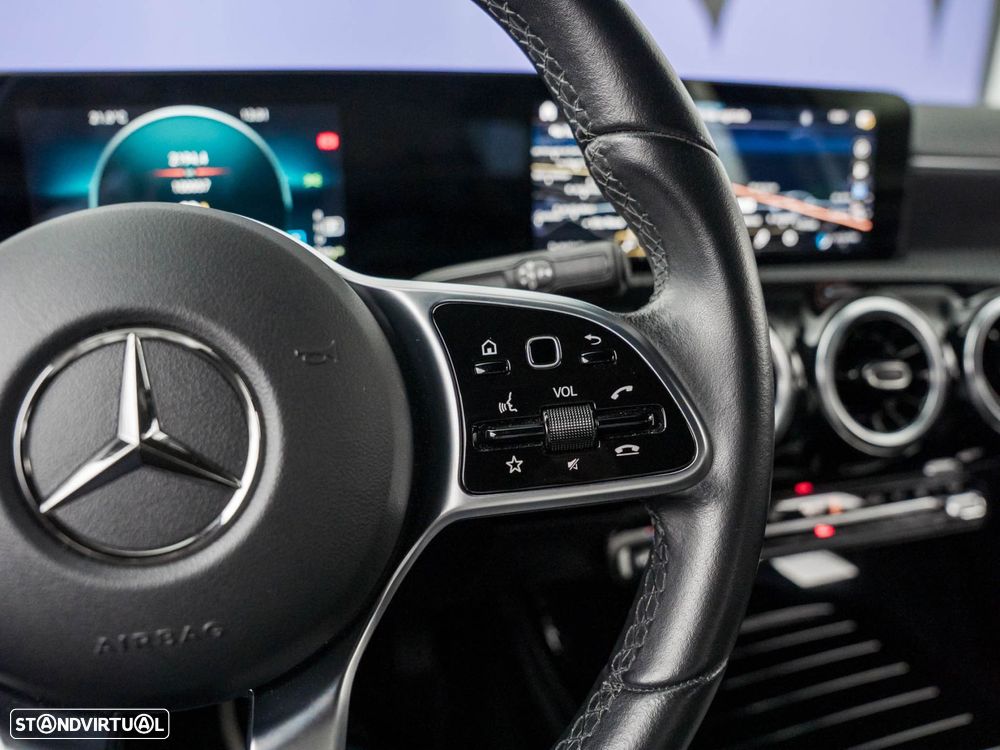 Mercedes-Benz A 250 Limousine e Style Plus - 22