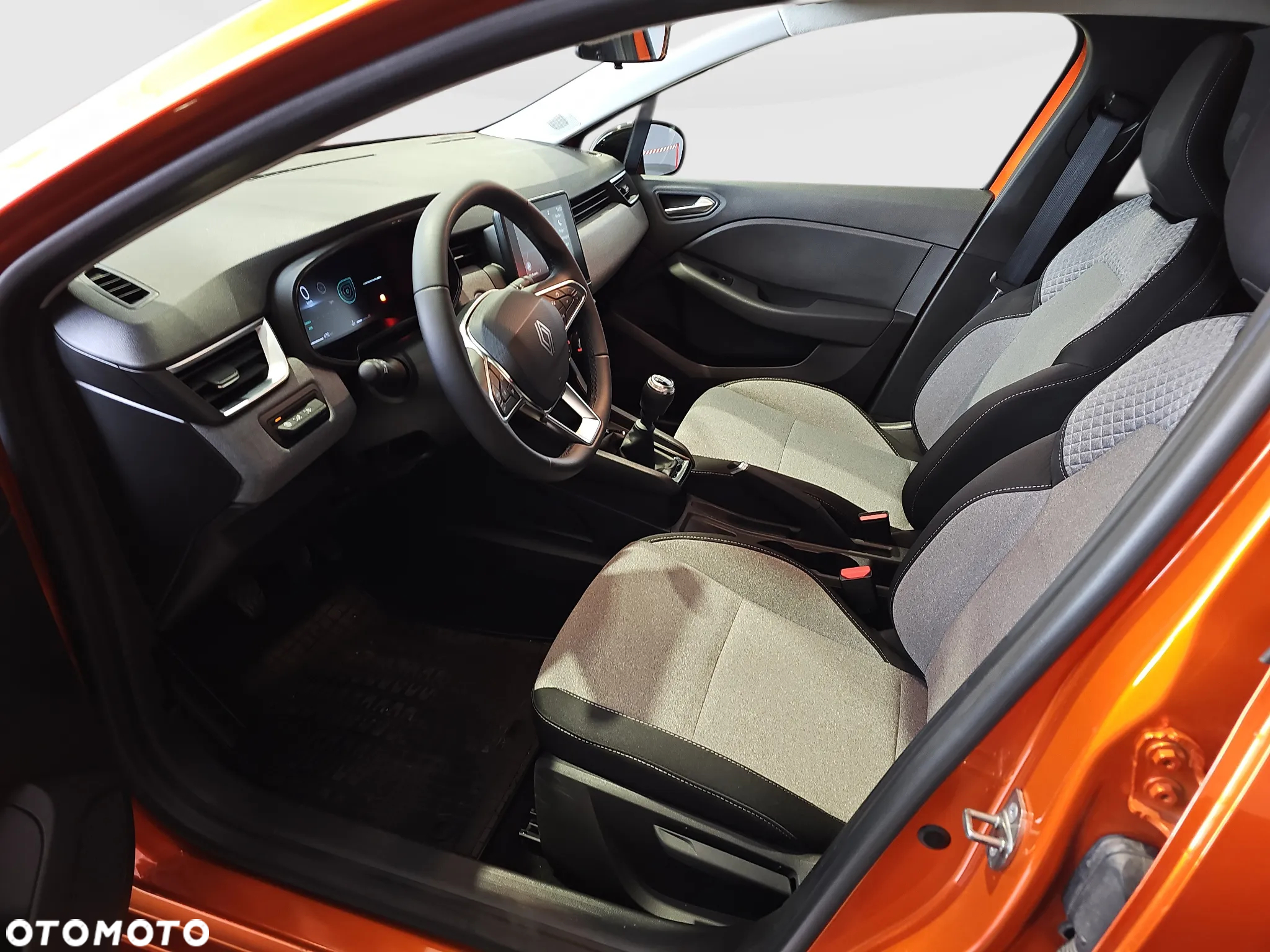Renault Clio 1.0 TCe Evolution - 5