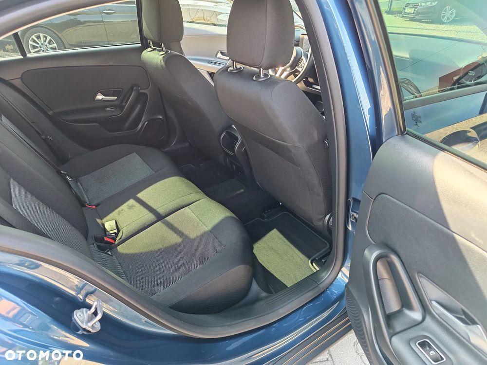 Mercedes-Benz Klasa A 180 d 8G-DCT Progressive - 19
