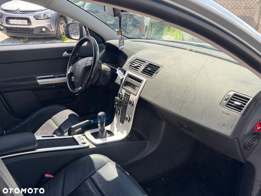 Volvo V50 1.6D - 22