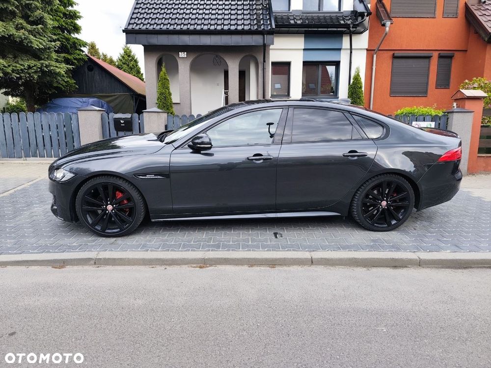 Jaguar XF 2.0 i4D R-Sport - 1