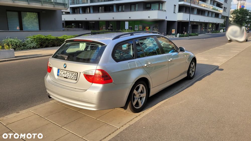 BMW Seria 3 320d DPF - 13