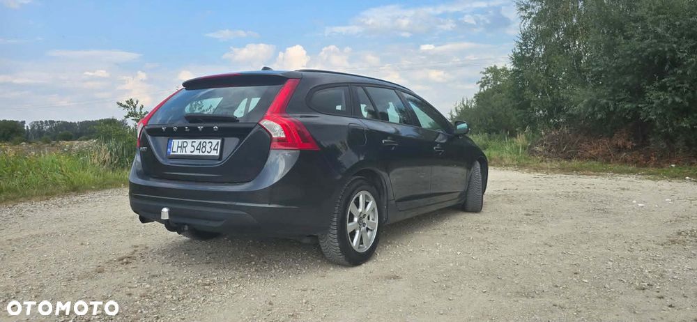 Volvo V60 D2 Geartronic Powershift Momentum - 3