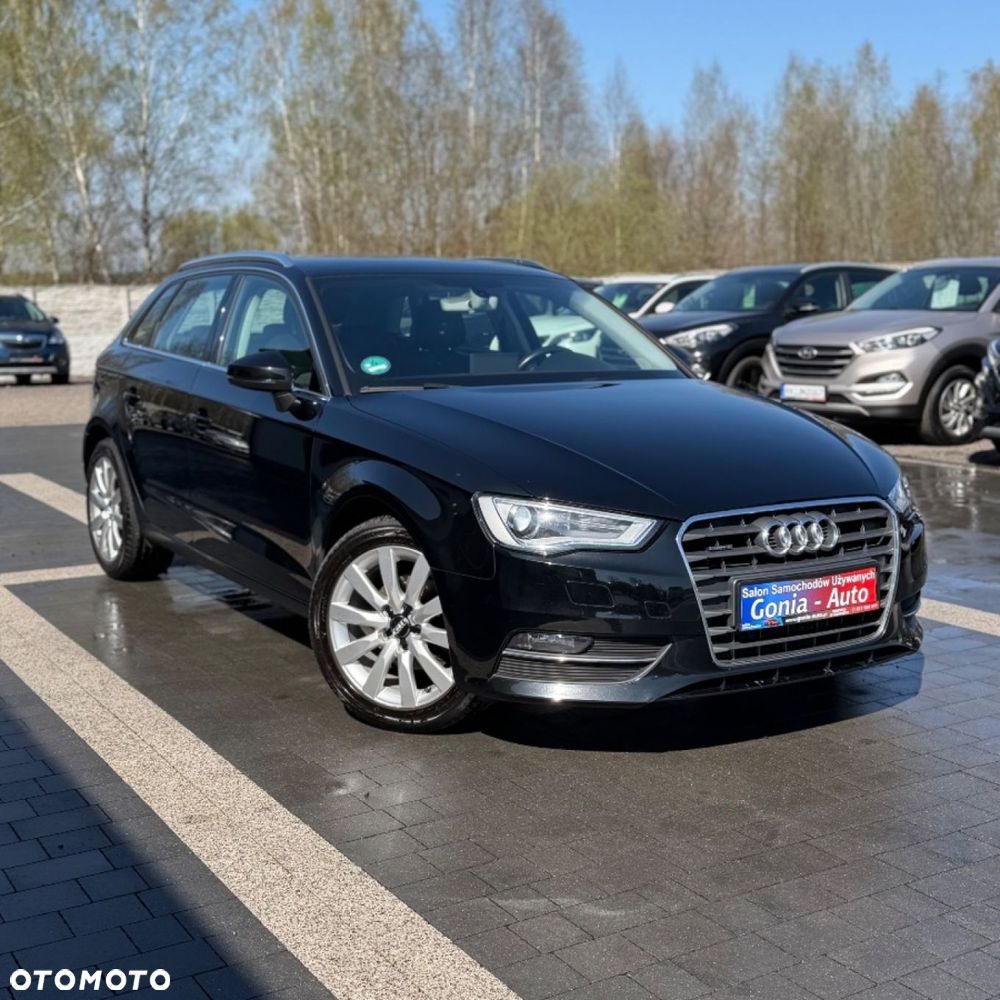 Audi A3 Sportback - 2