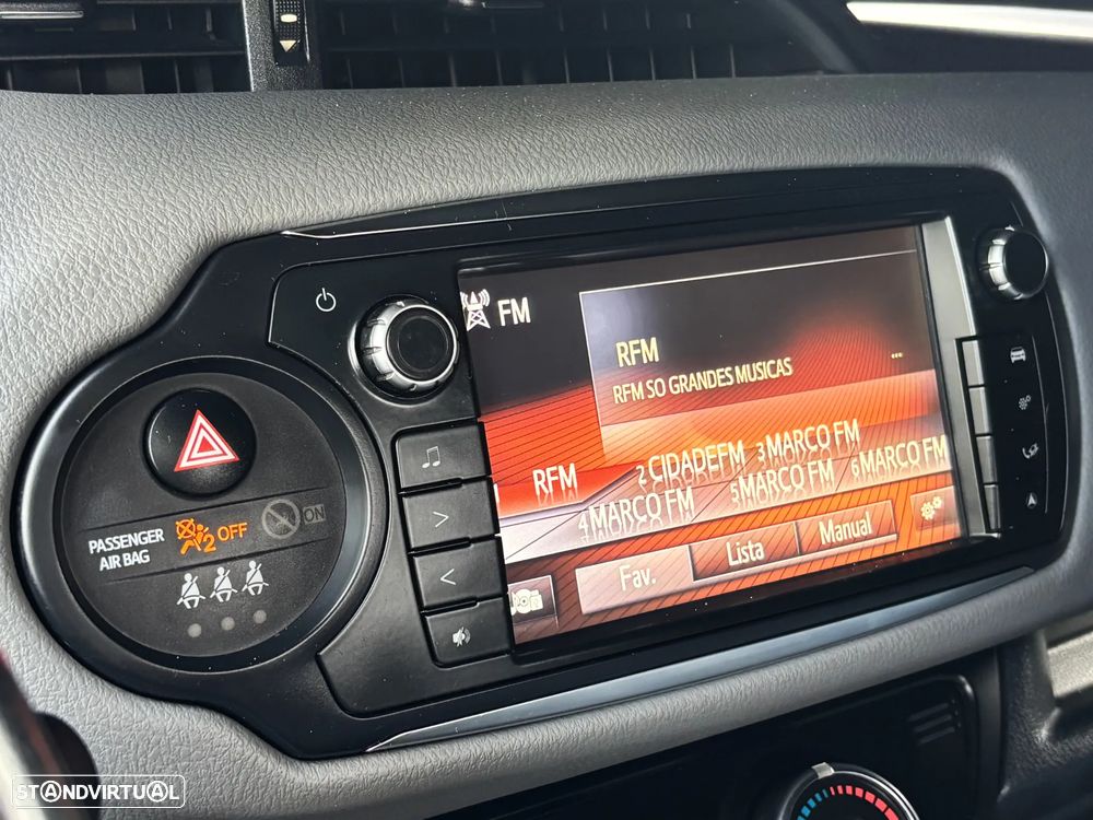 Toyota Yaris 1.4 D-4D Comfort+P.Style - 22