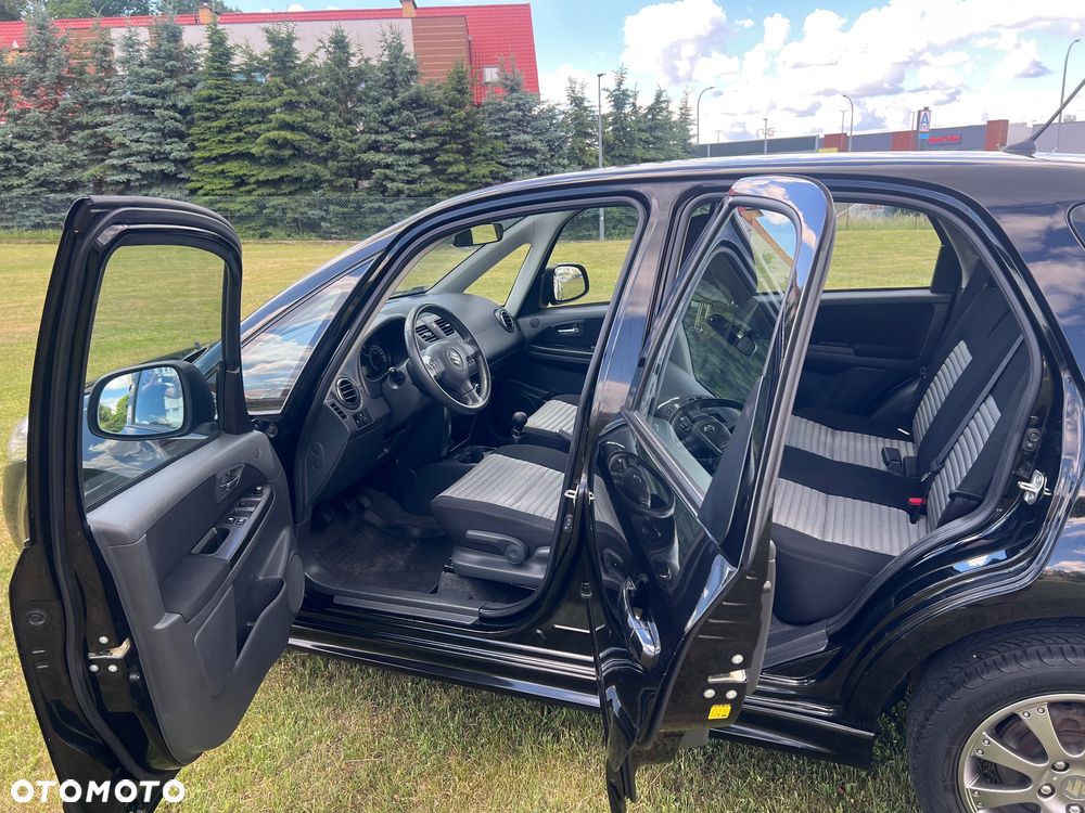 Suzuki SX4 1.6 VVT 4x2 Style - 19