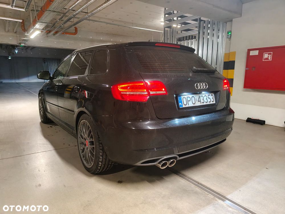 Audi A3 Sportback 2.0 TDI DPF Ambiente S tronic - 6