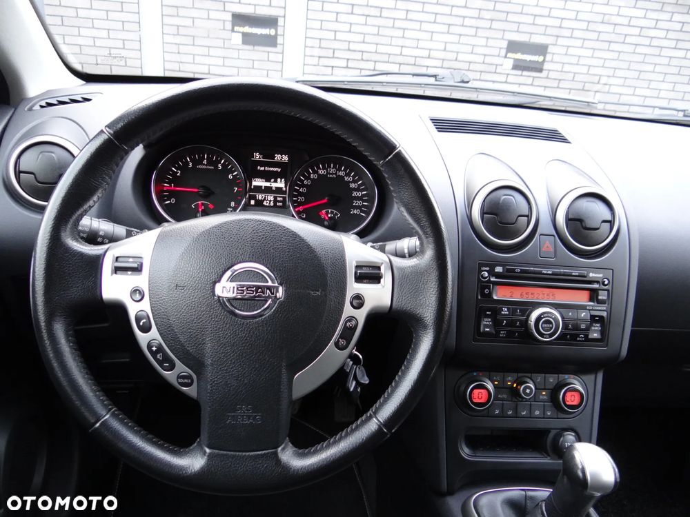 Nissan Qashqai 1.6 acenta - 26