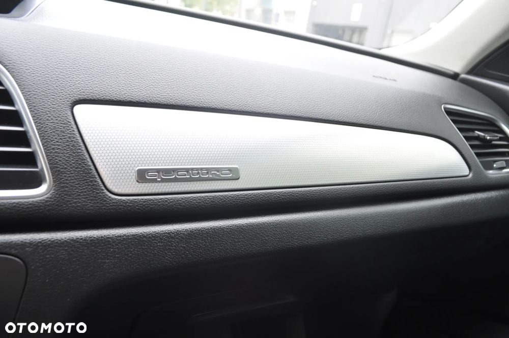 Audi Q3 - 12