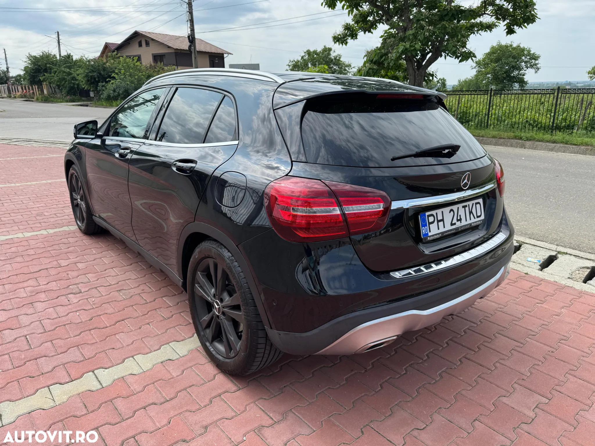 Mercedes-Benz GLA 250 4Matic 7G-DCT AMG Line - 4