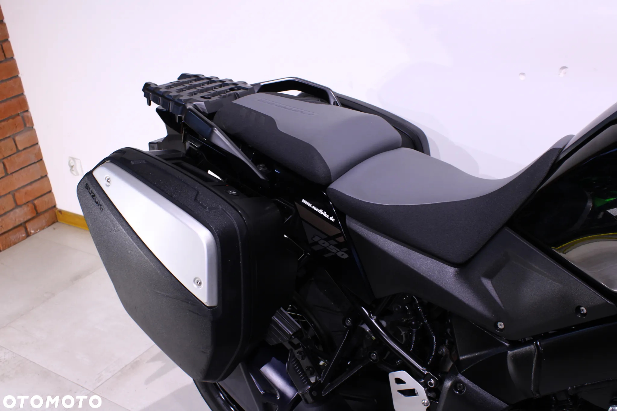 Suzuki DL - 14
