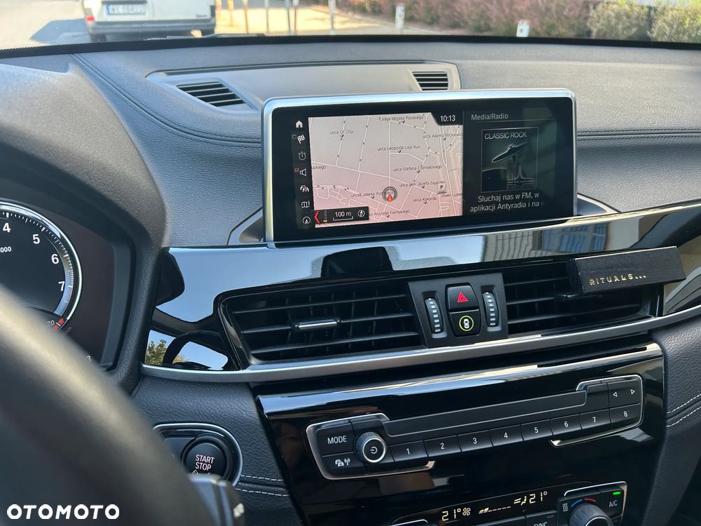 BMW X1 sDrive20i xLine - 10