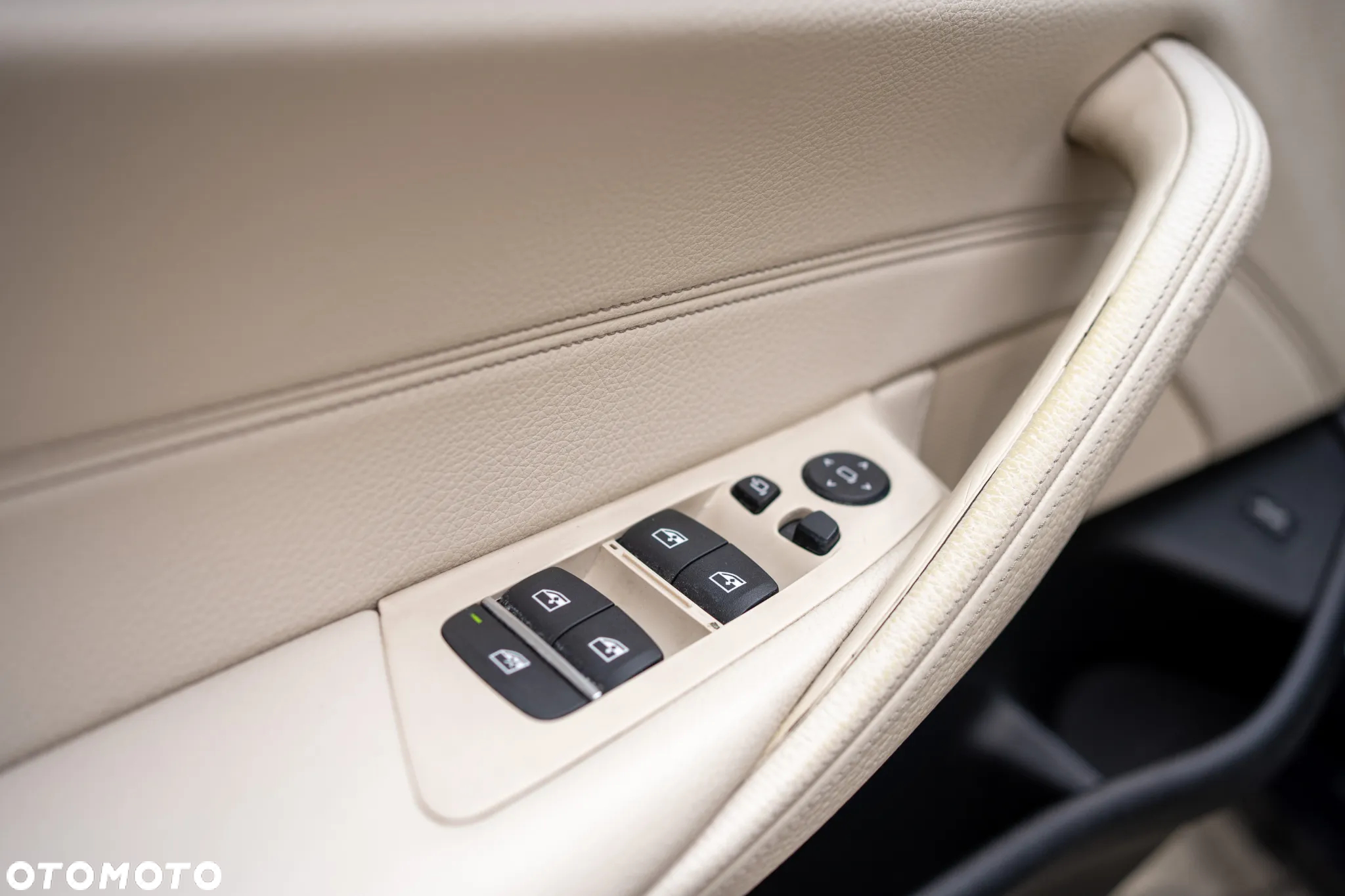 BMW Seria 5 520d Luxury Line - 23