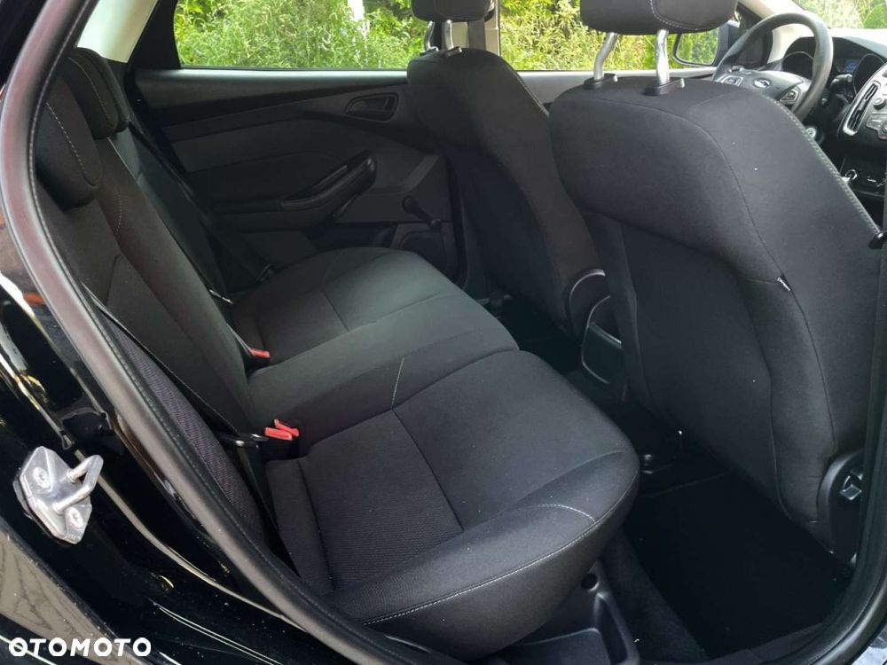 Ford Focus - 27