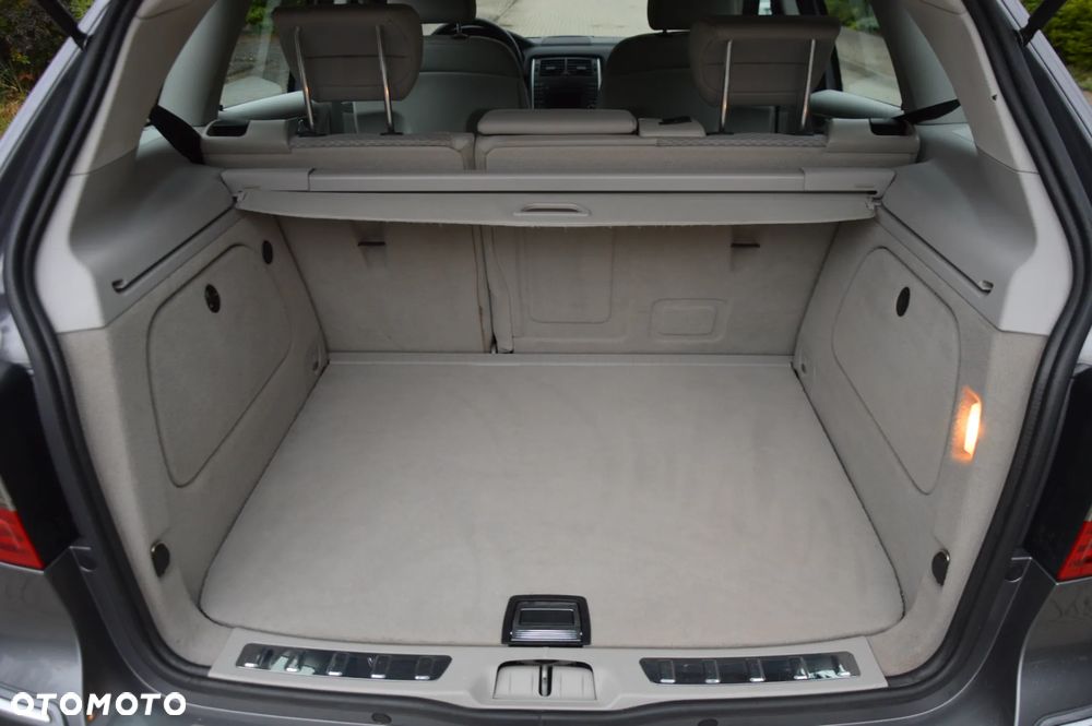 Mercedes-Benz Klasa B 180 BlueEFFICIENCY SPORT EDITION - 27