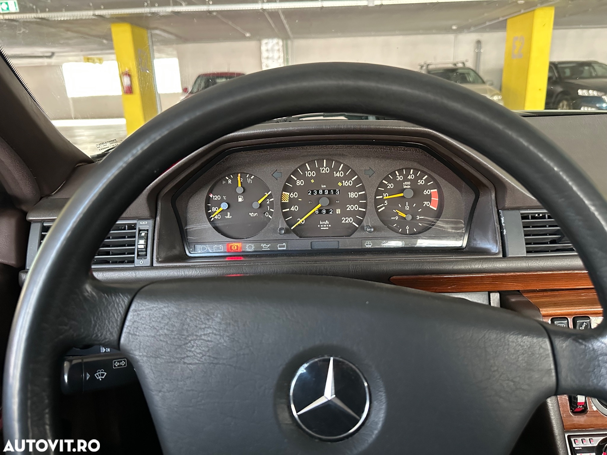 Mercedes-Benz W124 - 10