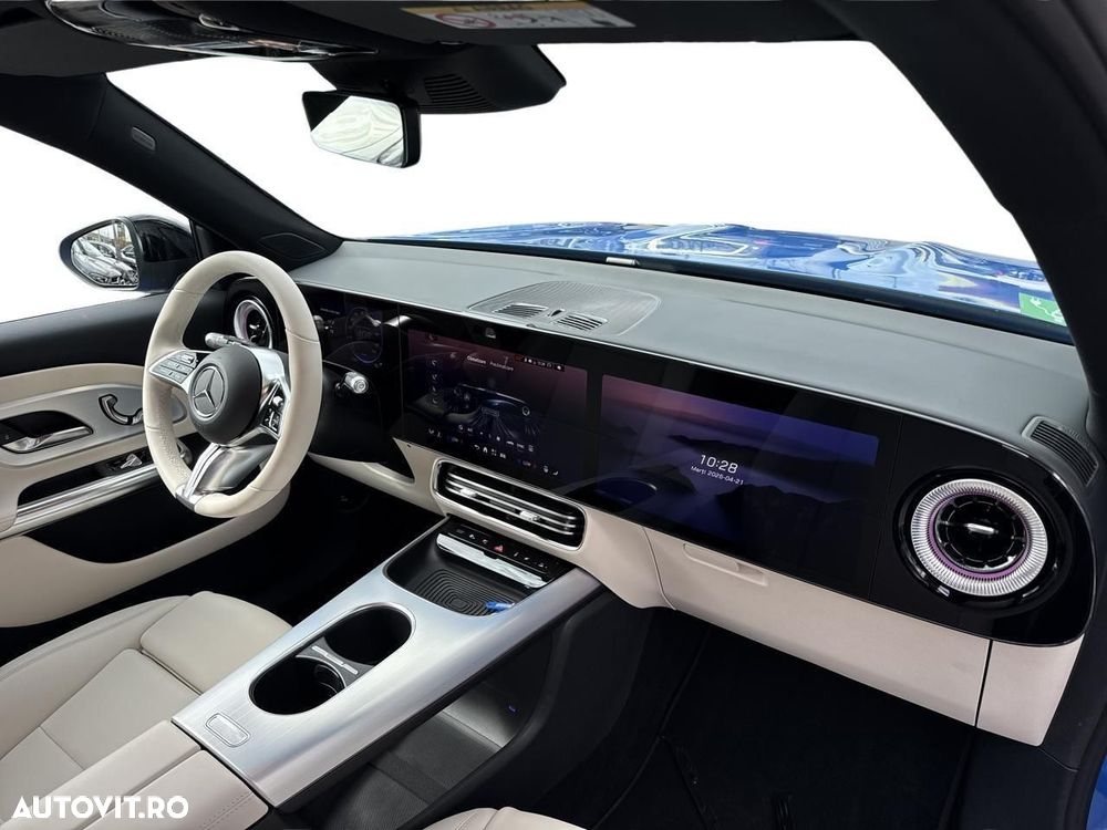 Mercedes-Benz GLB - 10