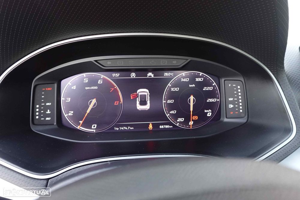 SEAT Arona - 15