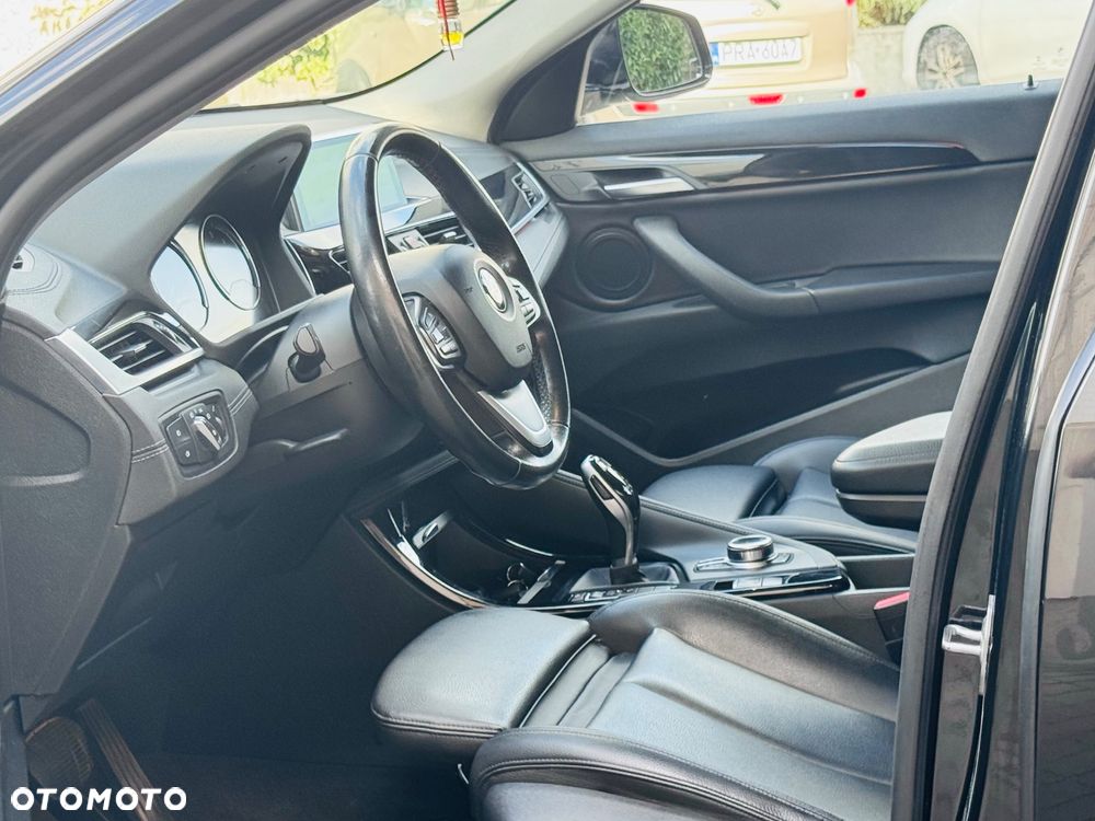 BMW X2 sDrive18d Advantage sport - 24