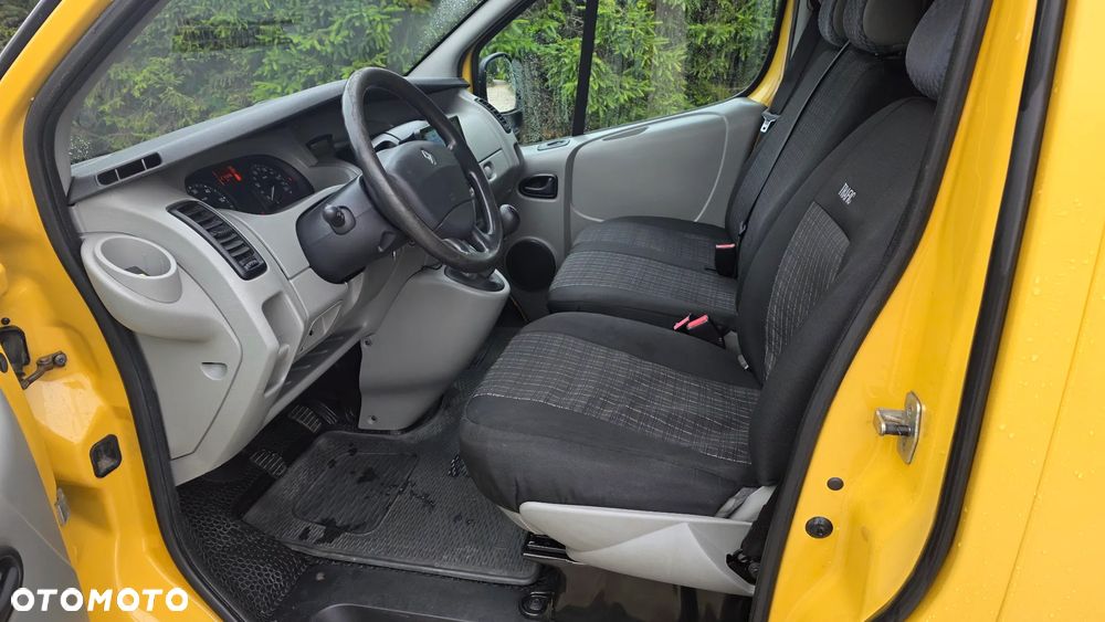 Renault Trafic - 11