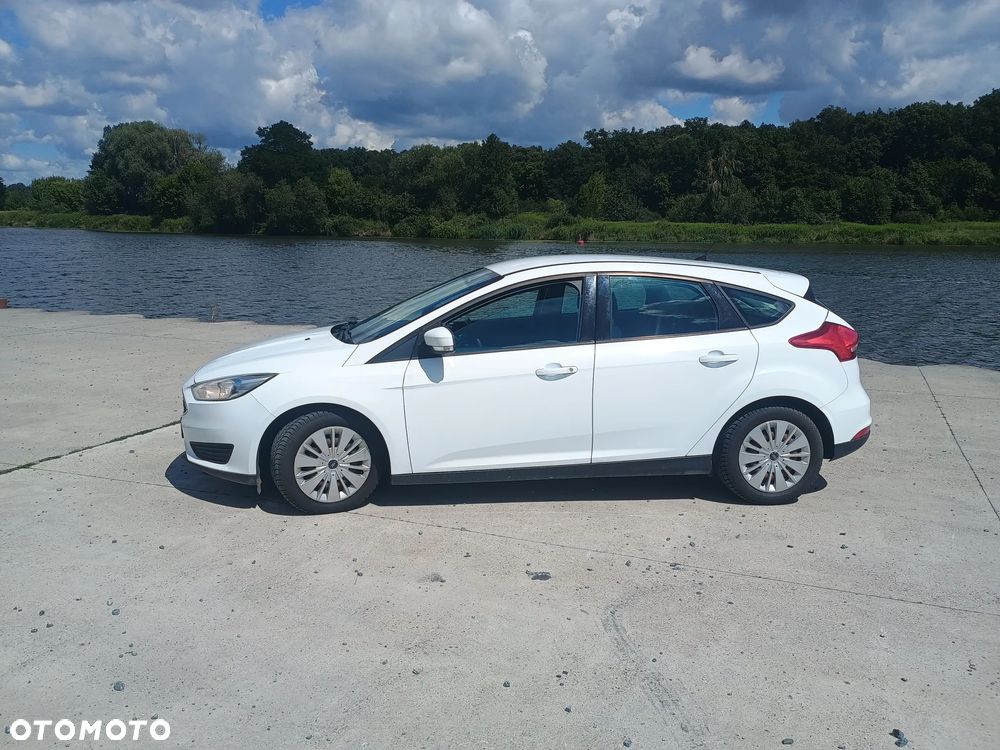 Ford Focus 2016 photo 3