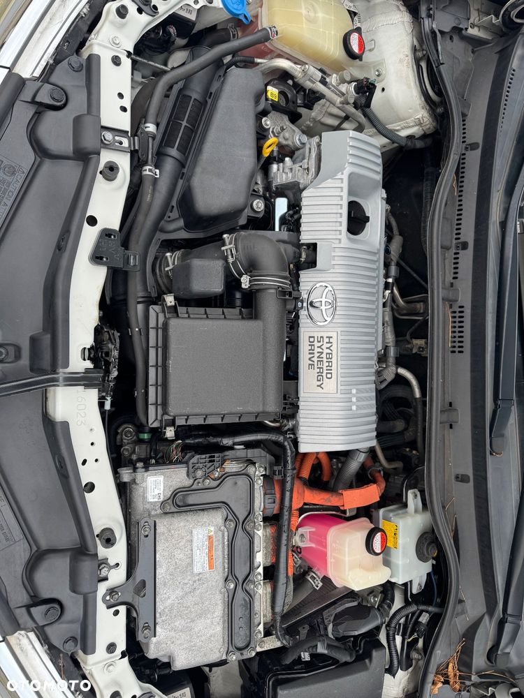 Toyota Auris Hybrid 135 Premium - 18