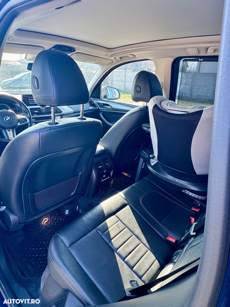 BMW X3 xDrive20d AT Luxury Line - 7