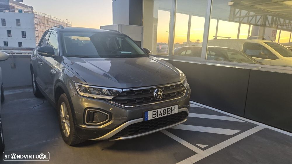 VW T-Roc 1.5 TSI Life DSG - 1