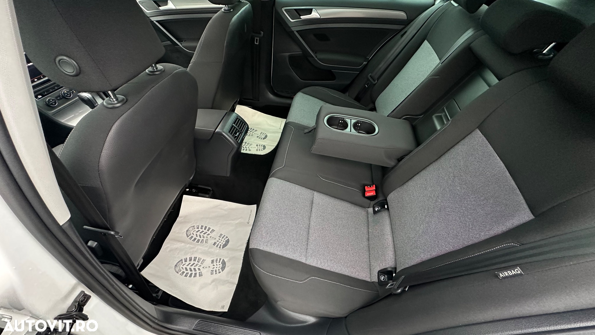 Volkswagen Golf 1.4 TSI BlueMotion Technology DSG Highline - 25