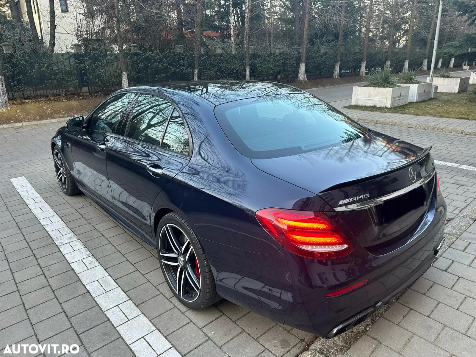 Mercedes-Benz E 63 AMG S 4MATIC Aut. - 2