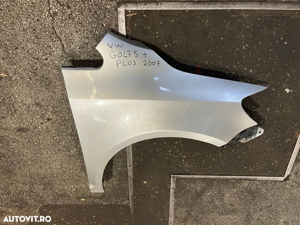 Aripa dreapta fata VW Volkswagen Golf 5+ plus gri argintiu 2008 - 4