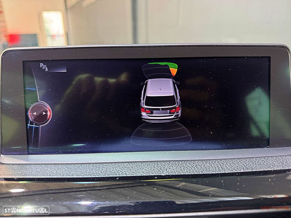 BMW 320 d EfficientDynamics Line Sport Auto - 37